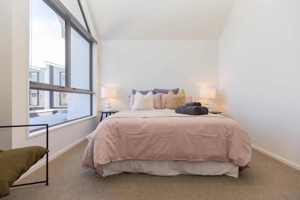 Inner City Luxury With Free Parking Christchurch Eksteriør billede