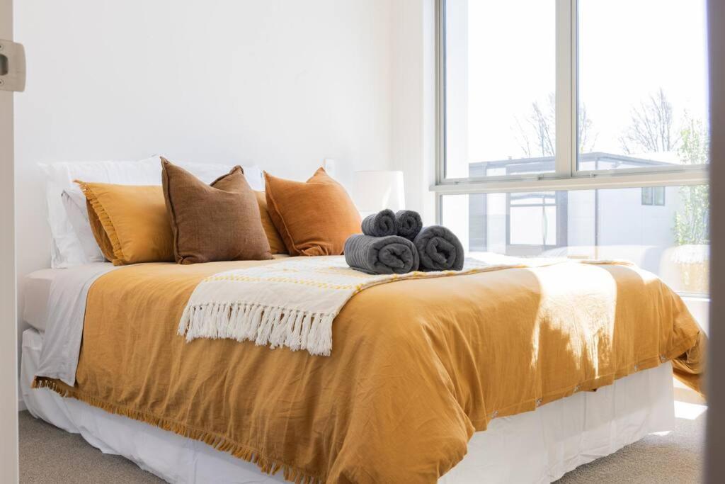 Inner City Luxury With Free Parking Christchurch Eksteriør billede