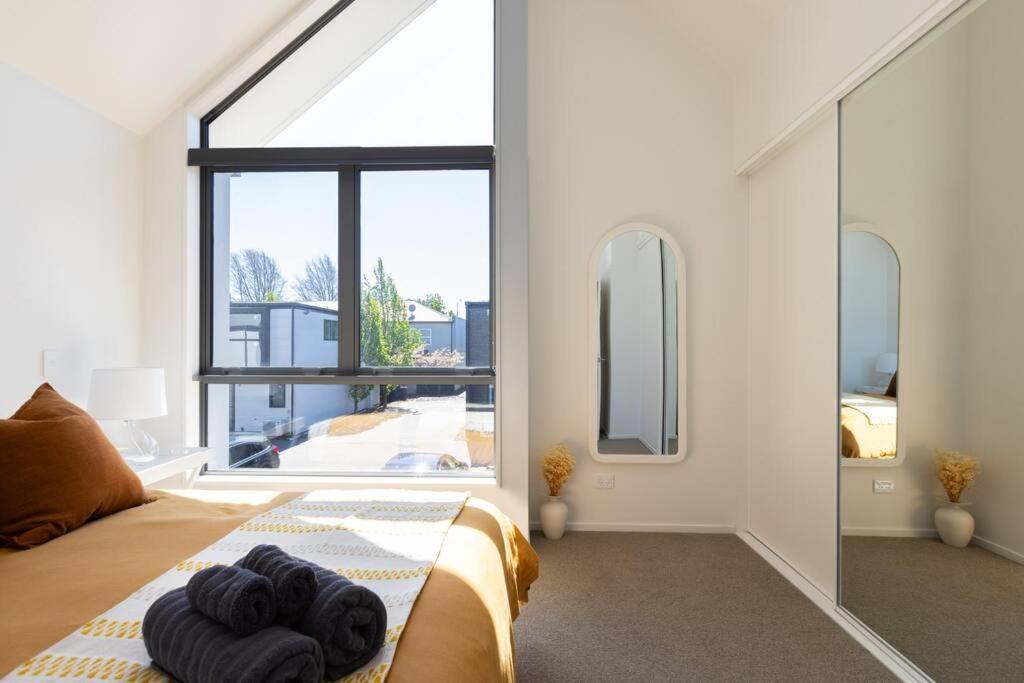 Inner City Luxury With Free Parking Christchurch Eksteriør billede