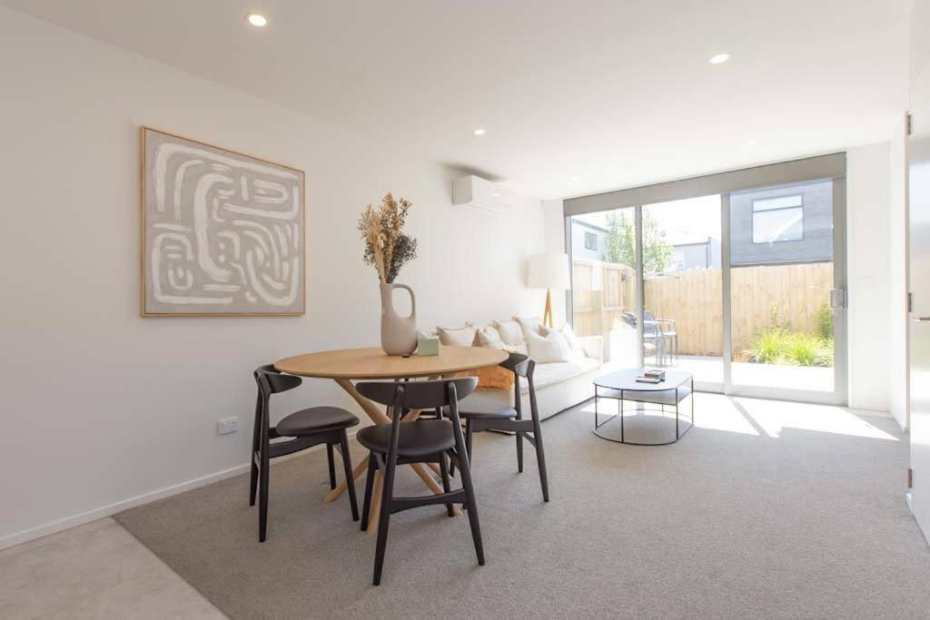 Inner City Luxury With Free Parking Christchurch Eksteriør billede